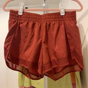 Athleta Mesh Racer Run Short